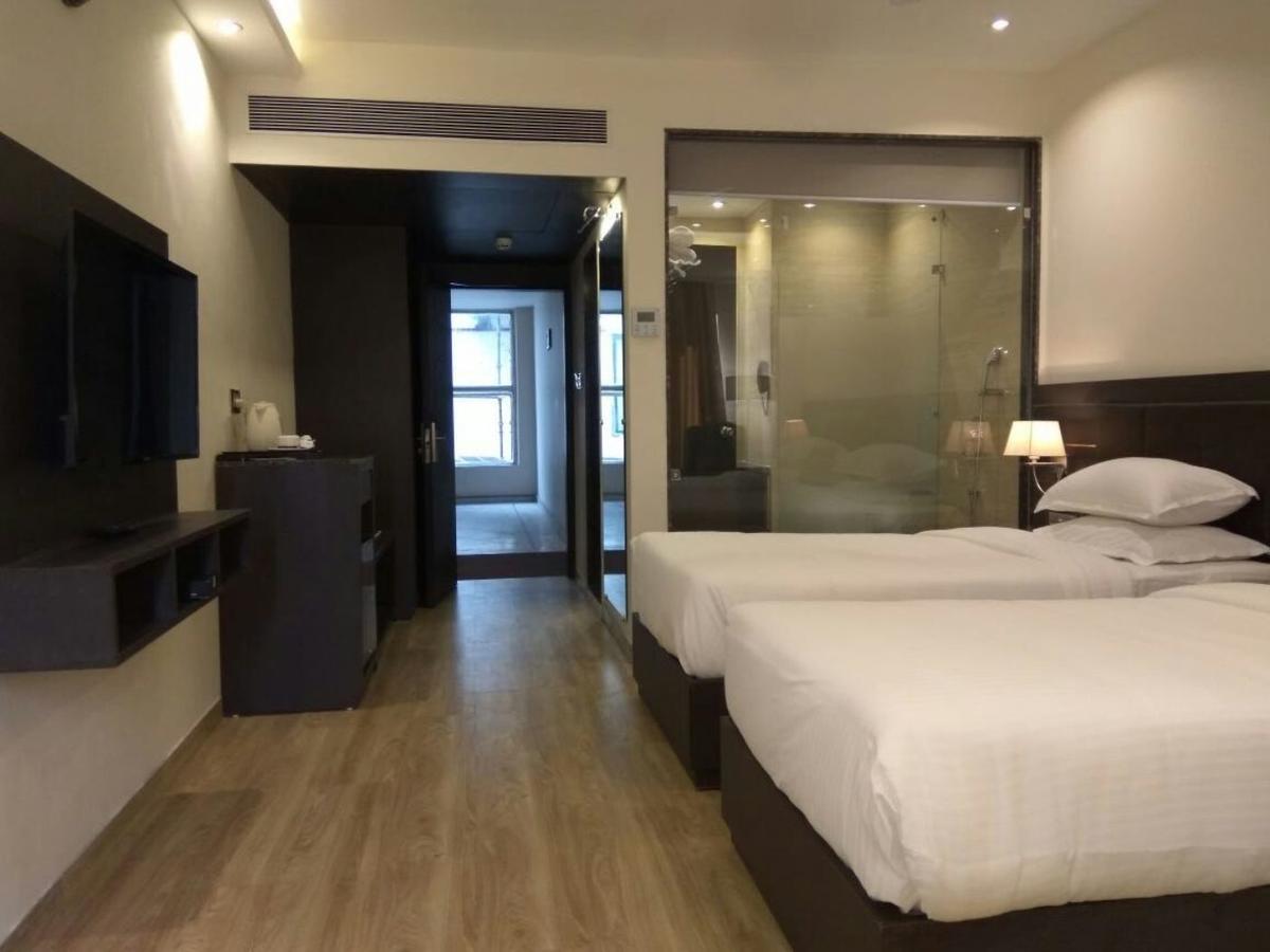 Hotel Surendra Vilas Bhopal Esterno foto